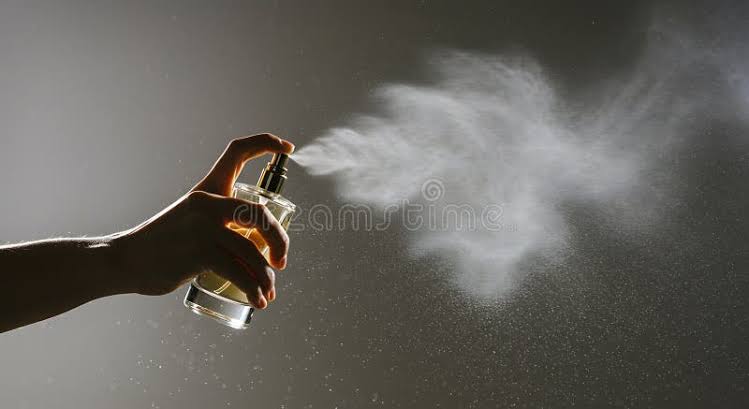 Eau de Parfum vs Extrait: What Really Lasts Longer? - ACCEPTANCE