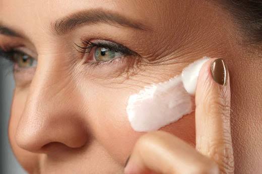 Why Skin Gets Worse Before It Gets Better With Active Ingredients - ACCEPTANCE